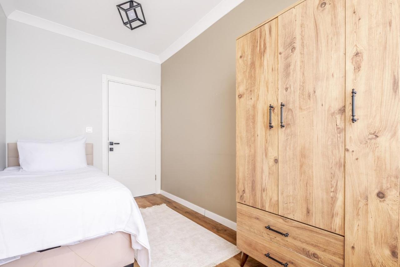 דירות איסטמבול Vibrant Flat With Balcony In Maltepe מראה חיצוני תמונה