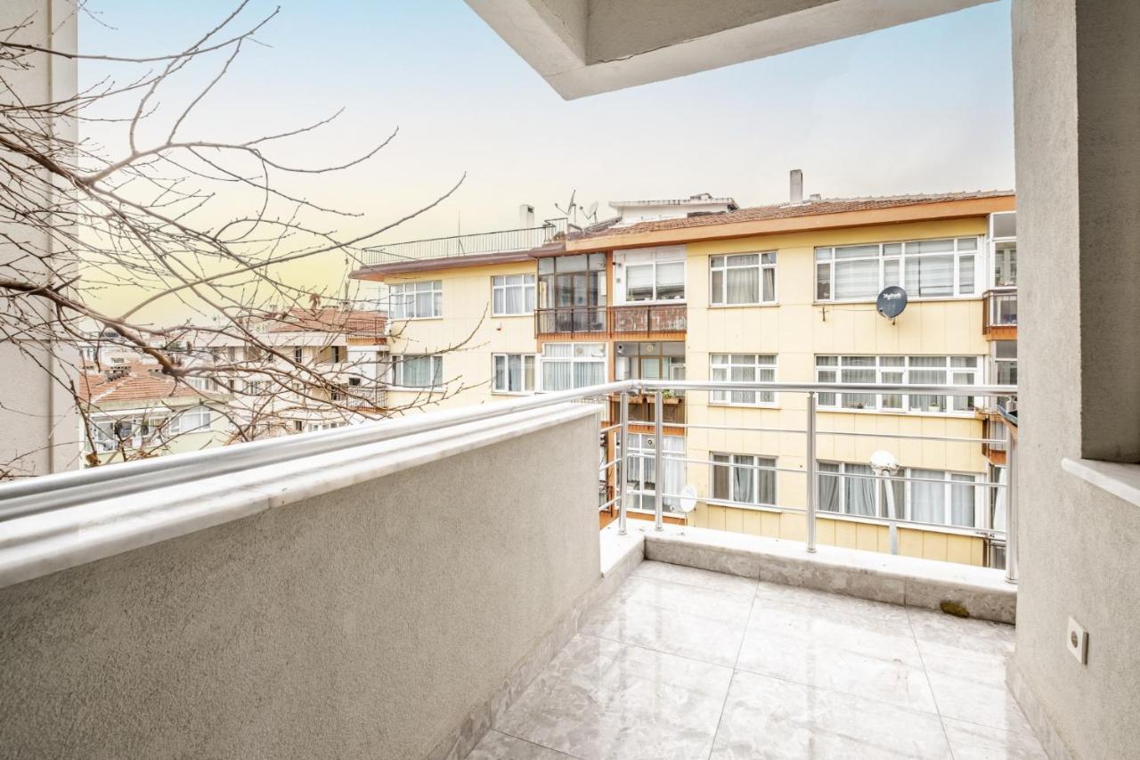 דירות איסטמבול Vibrant Flat With Balcony In Maltepe מראה חיצוני תמונה